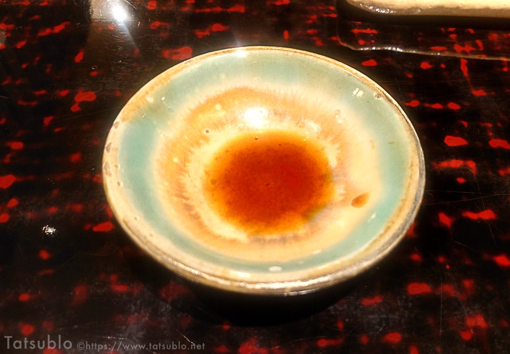 白焼きはこちらのタレでいただきます。