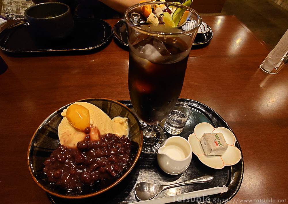 「湖月クリーム」にアイスコーヒー。