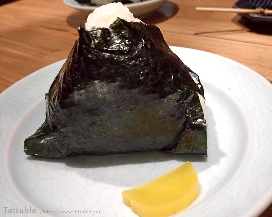 〆の「おにぎり」