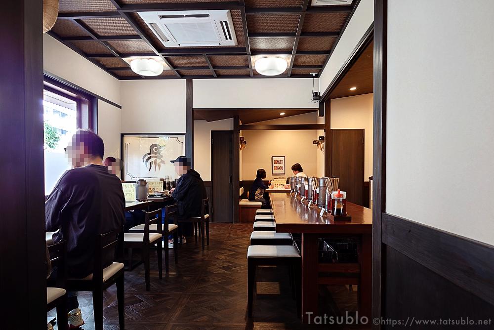 こちらは店内の様子。
